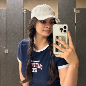 Meet your Posher, Alina